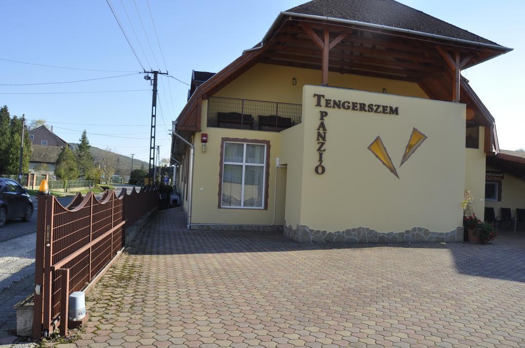 Bánk Tengerszem Panzio Bed & Breakfast 部屋 写真