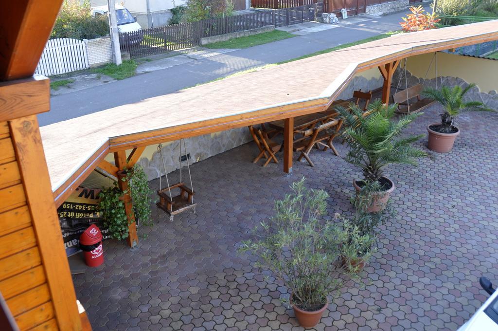 Bánk Tengerszem Panzio Bed & Breakfast エクステリア 写真
